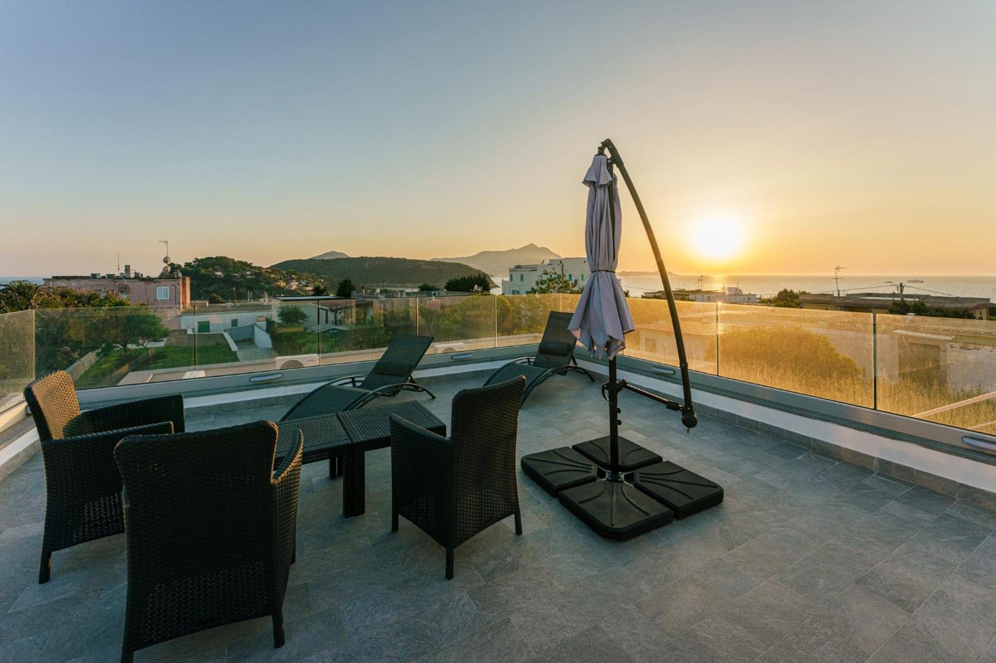 Le Rondinelle Rooms Procida Exterior photo