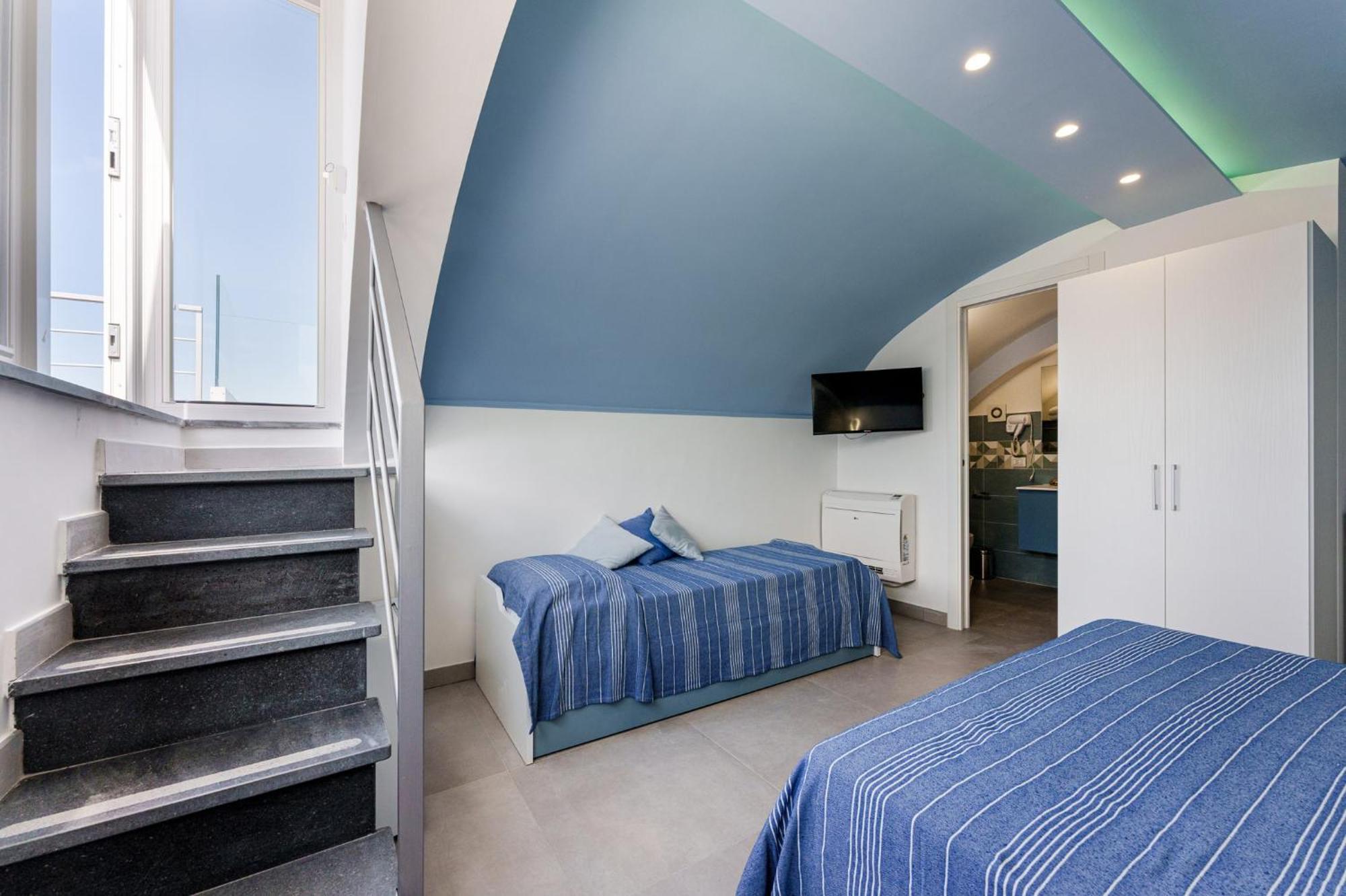 Le Rondinelle Rooms Procida Exterior photo