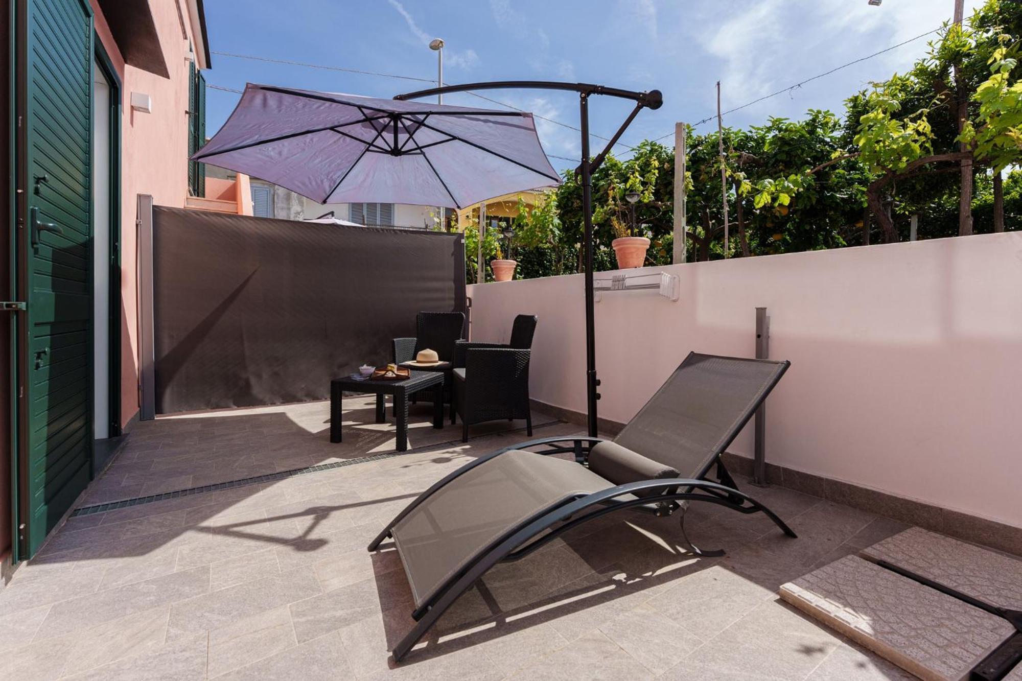 Le Rondinelle Rooms Procida Exterior photo